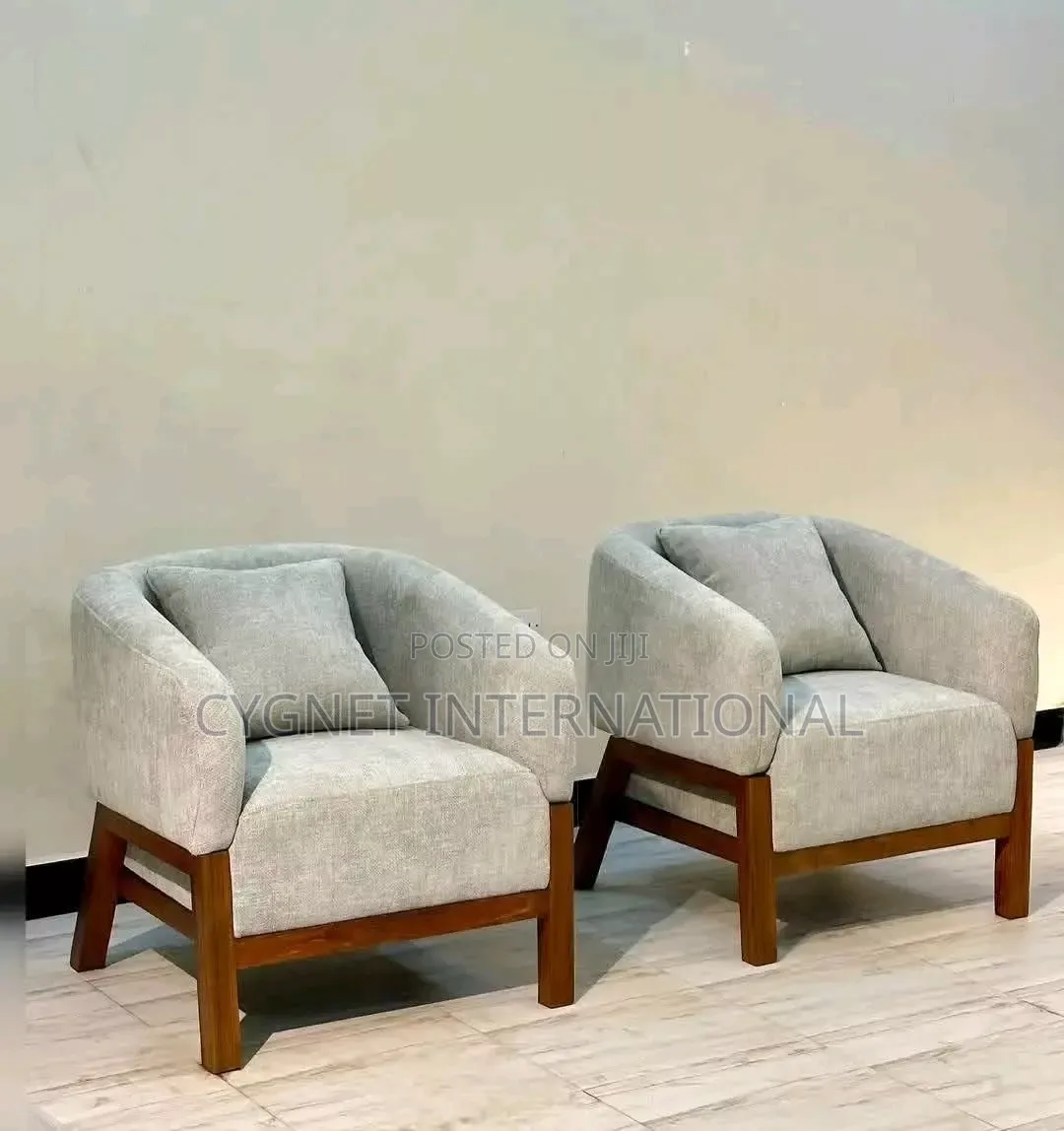 Executive Modern Sofa Set 6seaters