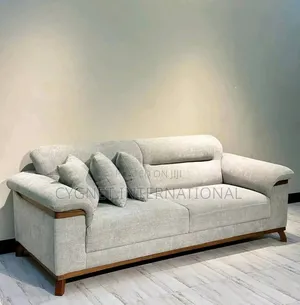Executive Modern Sofa Set 6seaters