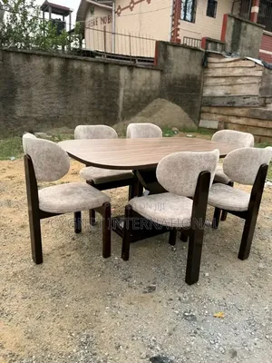 Modern Dressed Dinning Set 6seaters