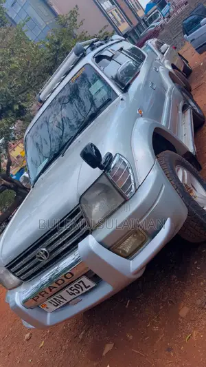 Toyota Land Cruiser Prado 2001 Silver
