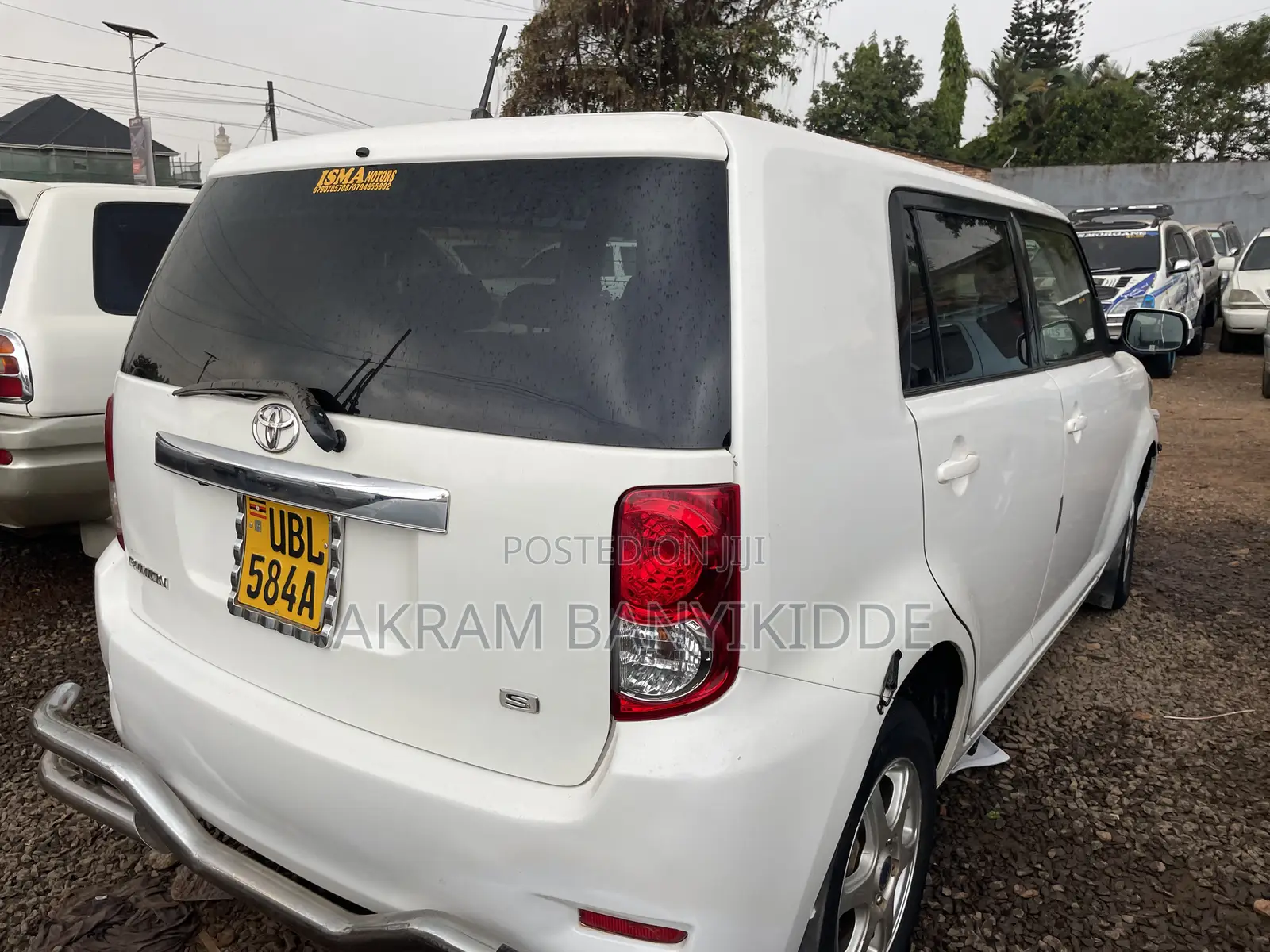 Toyota Corolla Rumion 2010 White