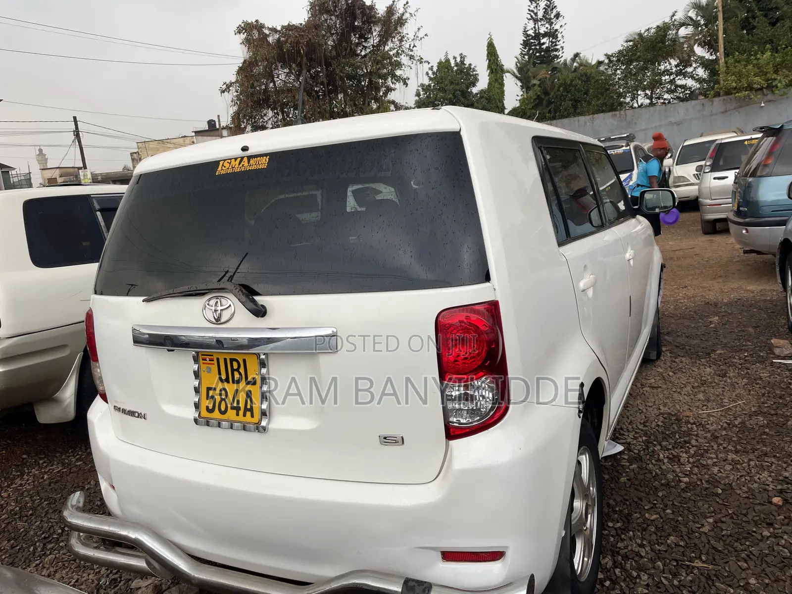 Toyota Corolla Rumion 2010 White