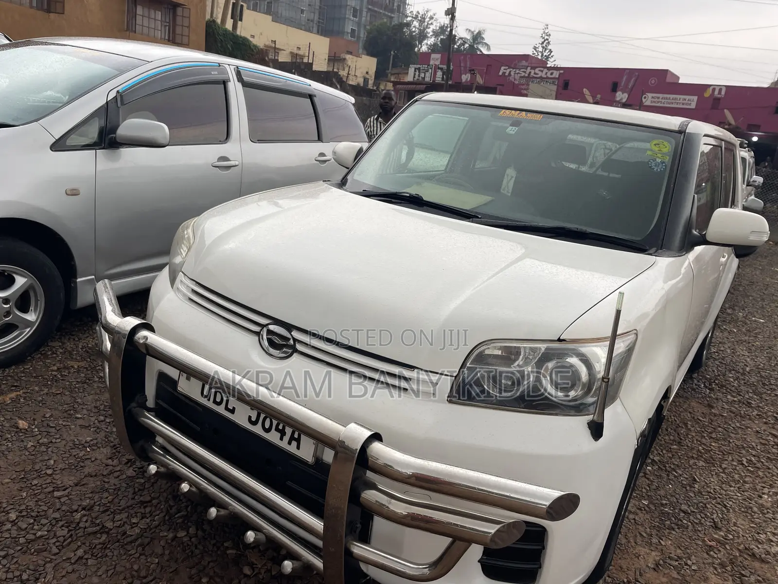 Toyota Corolla Rumion 2010 White