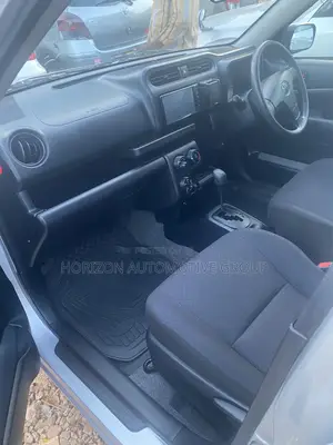 Toyota Probox 1.5 DX Comfort 2WD 2015 Silver
