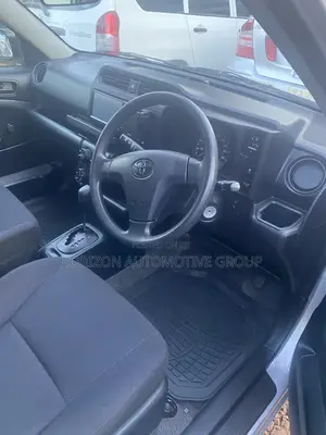 Toyota Probox 1.5 DX Comfort 2WD 2015 Silver