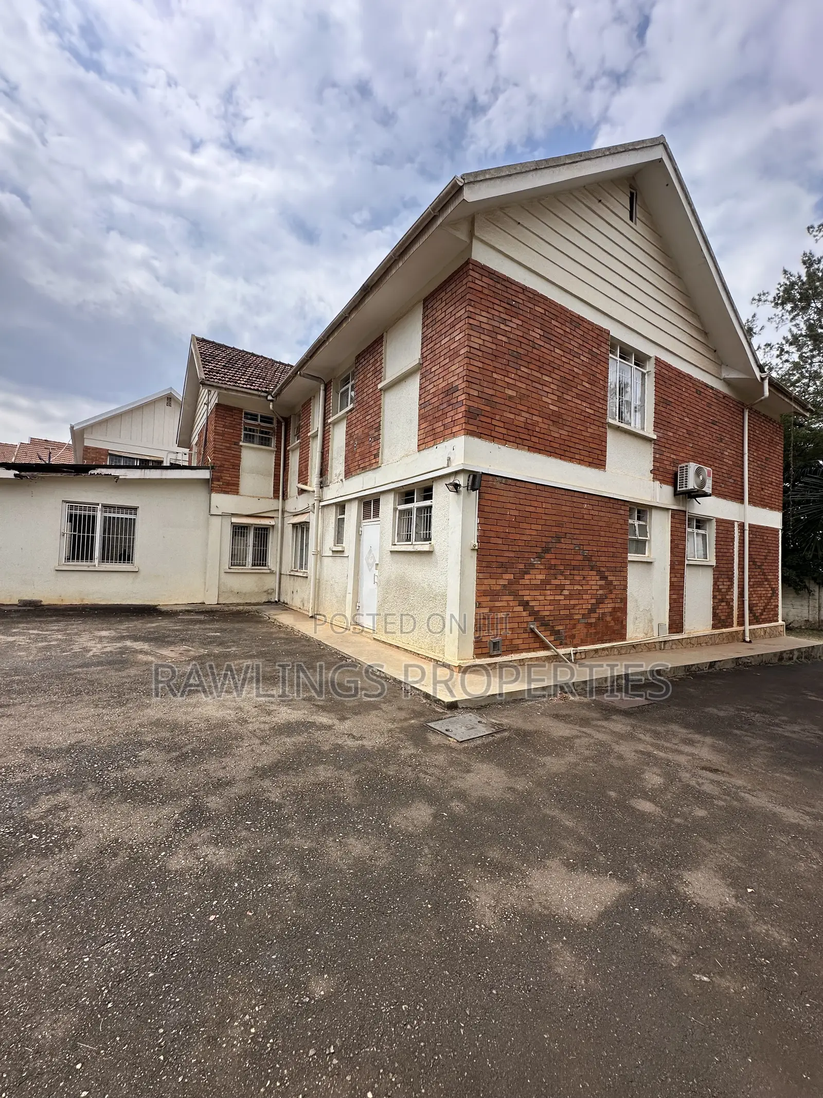 4bdrm Duplex in Bugolobi, Nakawa for rent