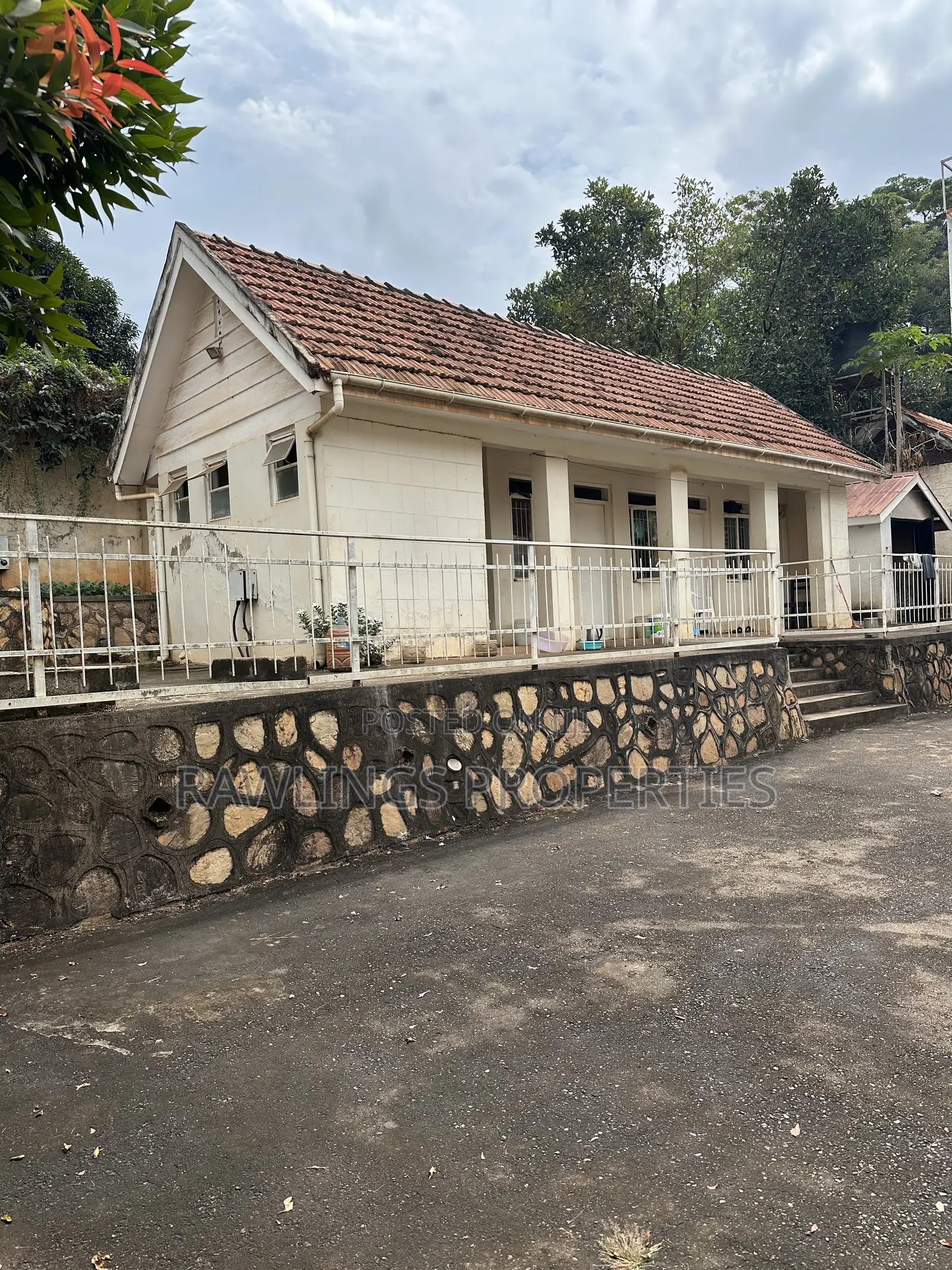 4bdrm Duplex in Bugolobi, Nakawa for rent
