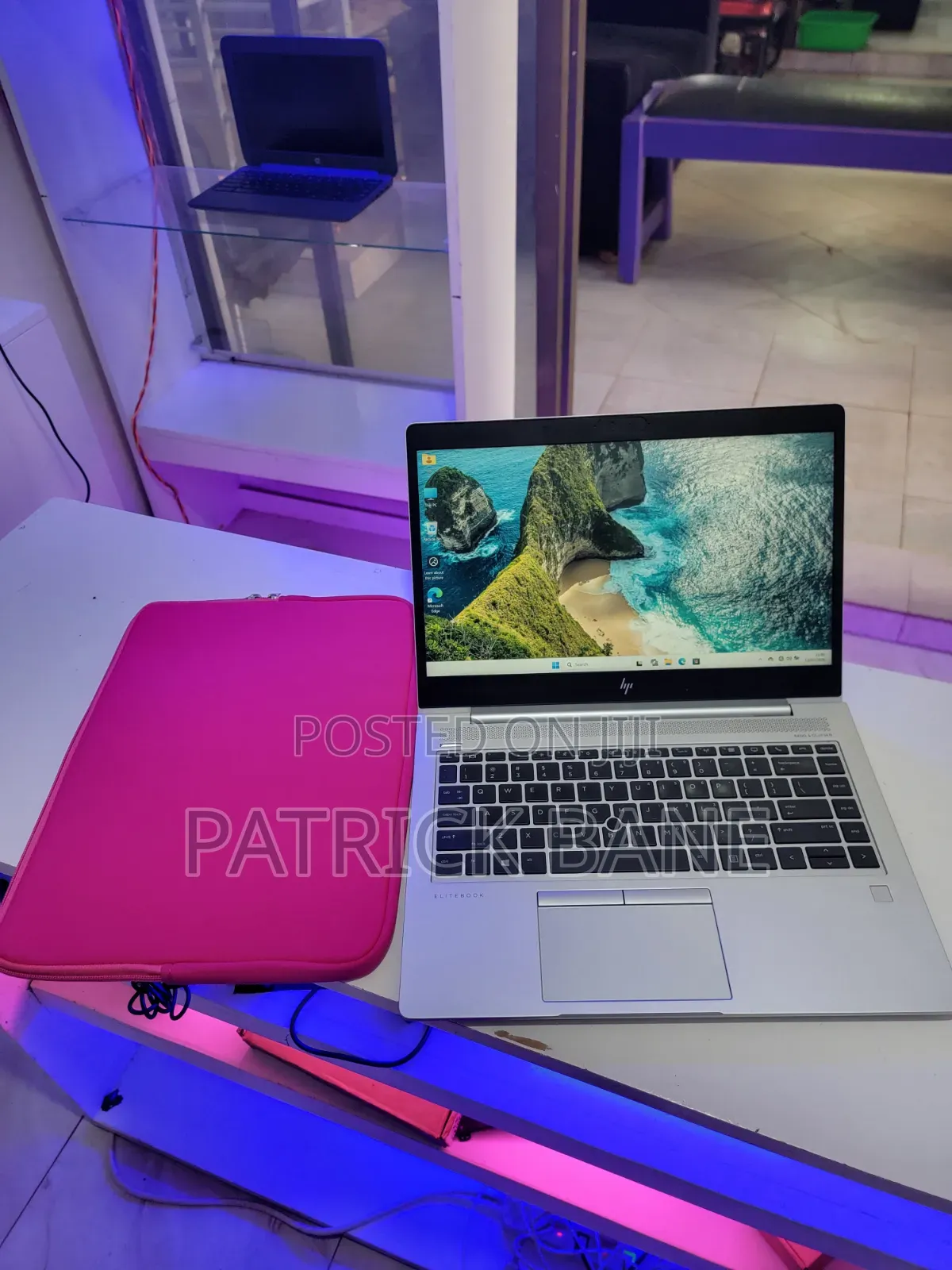 Laptop HP EliteBook 840 8GB AMD Ryzen 3 SSD 256GB