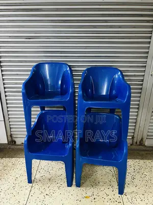 Comfortable Plastic Sofa Chairs