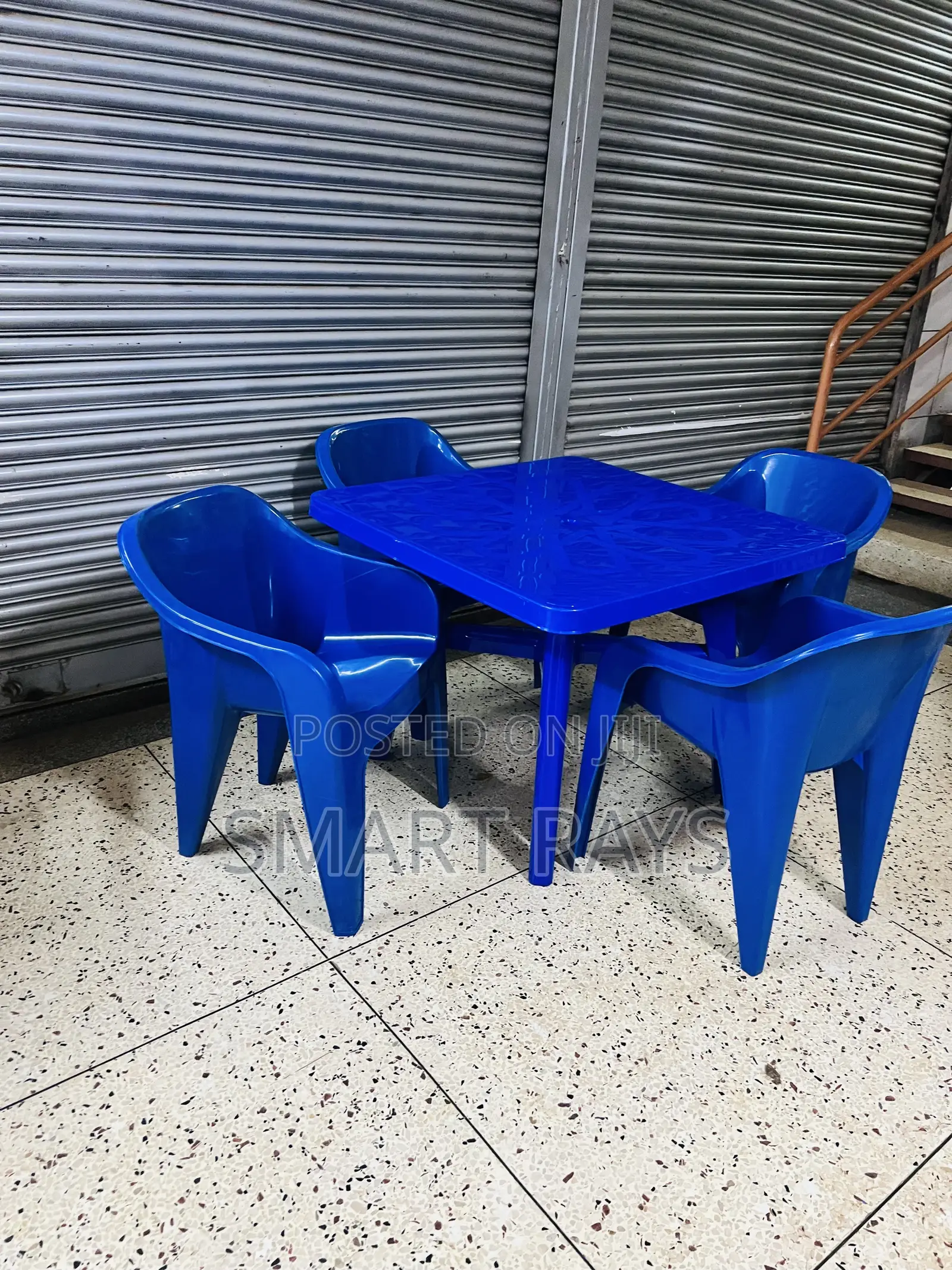 Gardens Bars Hotels Restaurants Home Dining Plastic Set of a Table