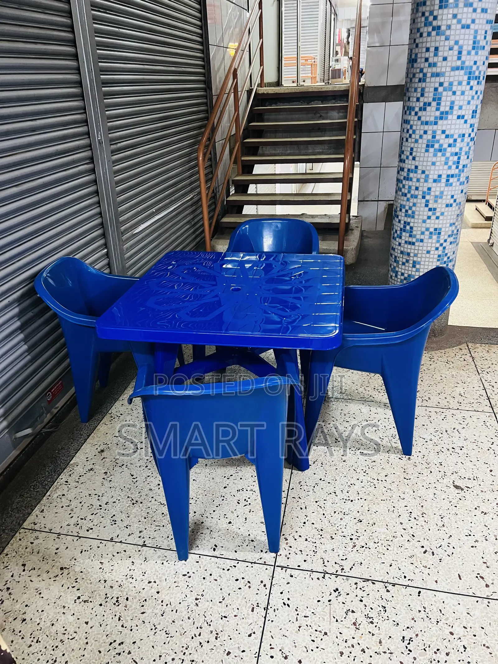 Gardens Bars Hotels Restaurants Home Dining Plastic Set of a Table