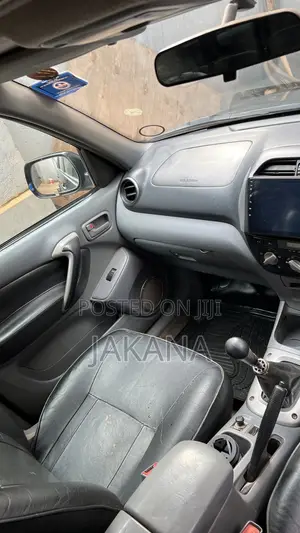 Toyota RAV4 2010 Black