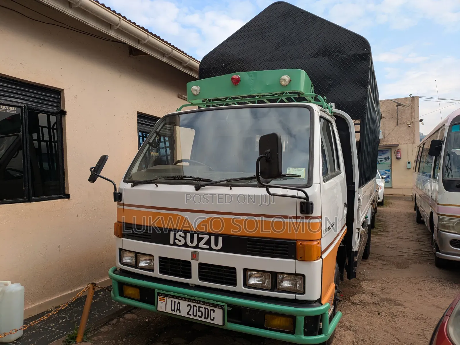 Manual Trucks