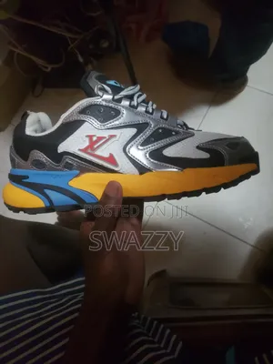 Louis Vuitton Tactic Runner