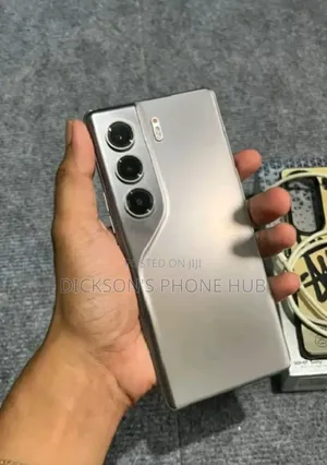 New Tecno Camon 40 Pro 5G 256 GB Gray