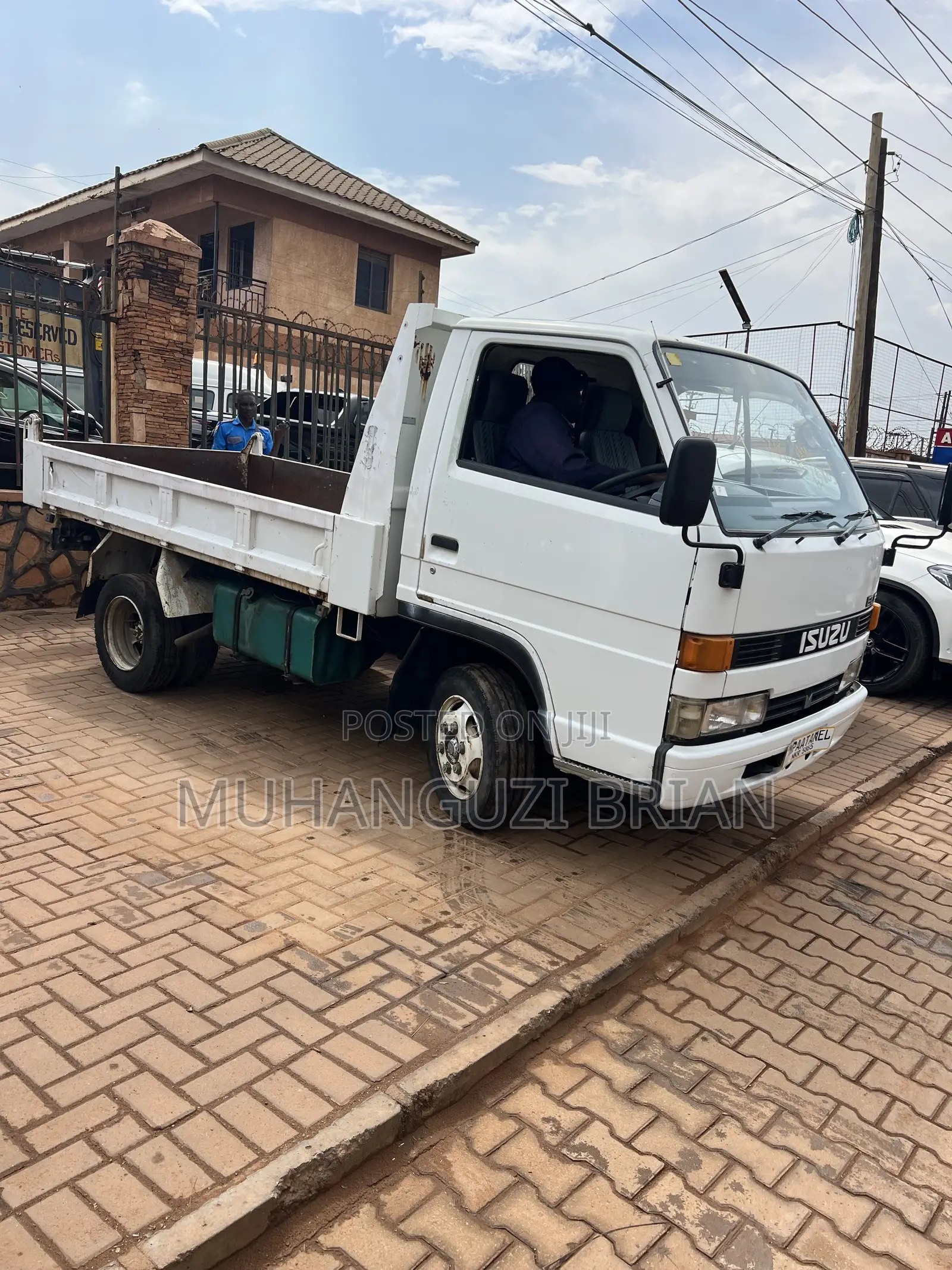 Isuzu Elf 1990