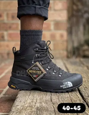 The North Face Outdoor Sneaker Boots Black