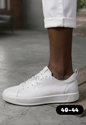 Ecco Simple Comfort Sneakers
