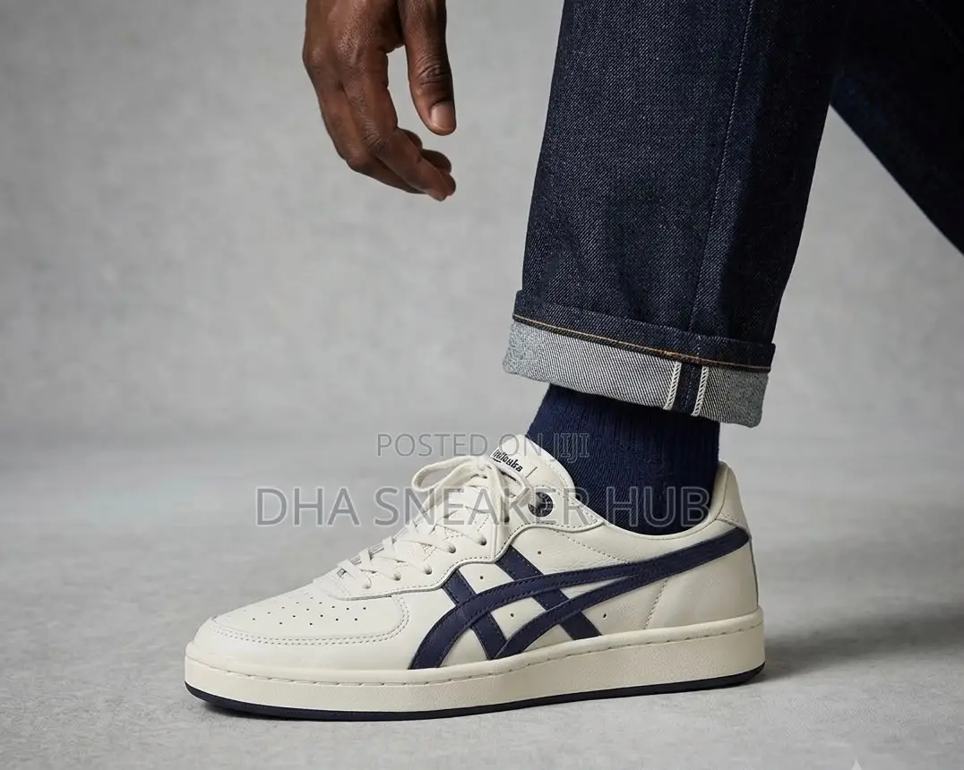 Asics Comfort Simple Sneakers