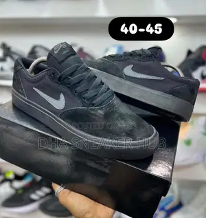 Nike Black Modern Simple Sneakers