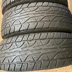 Lt 285 75 R16 Dunlop Grand Trek At3 Let With 2 Pieces Now.