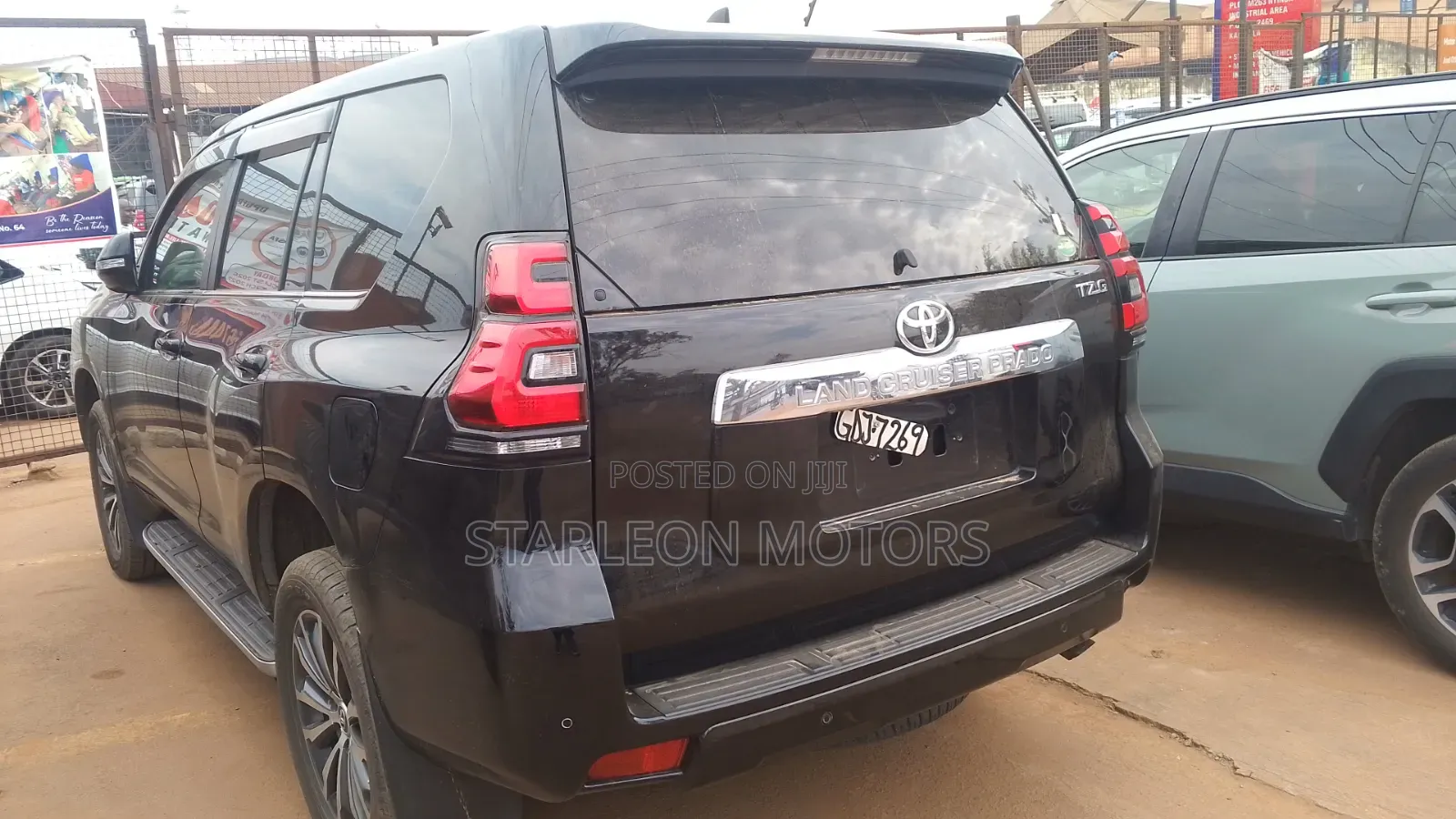 Toyota Land Cruiser Prado 2018 Black