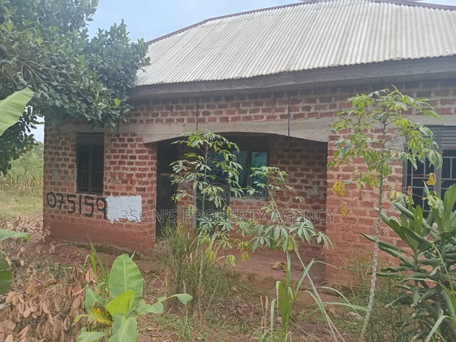 2bdrm House in Baka, Wakiso / Wakiso for sale