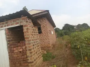 2bdrm House in Baka, Wakiso / Wakiso for sale