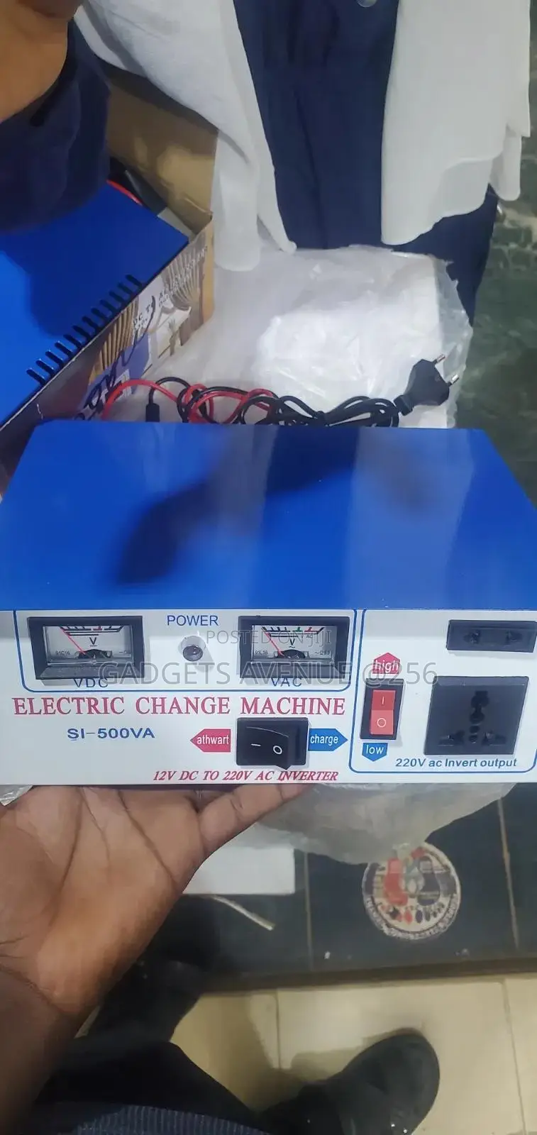 Si-500va Electric Change Machine, Which Serves as a 500-Watt Inverter