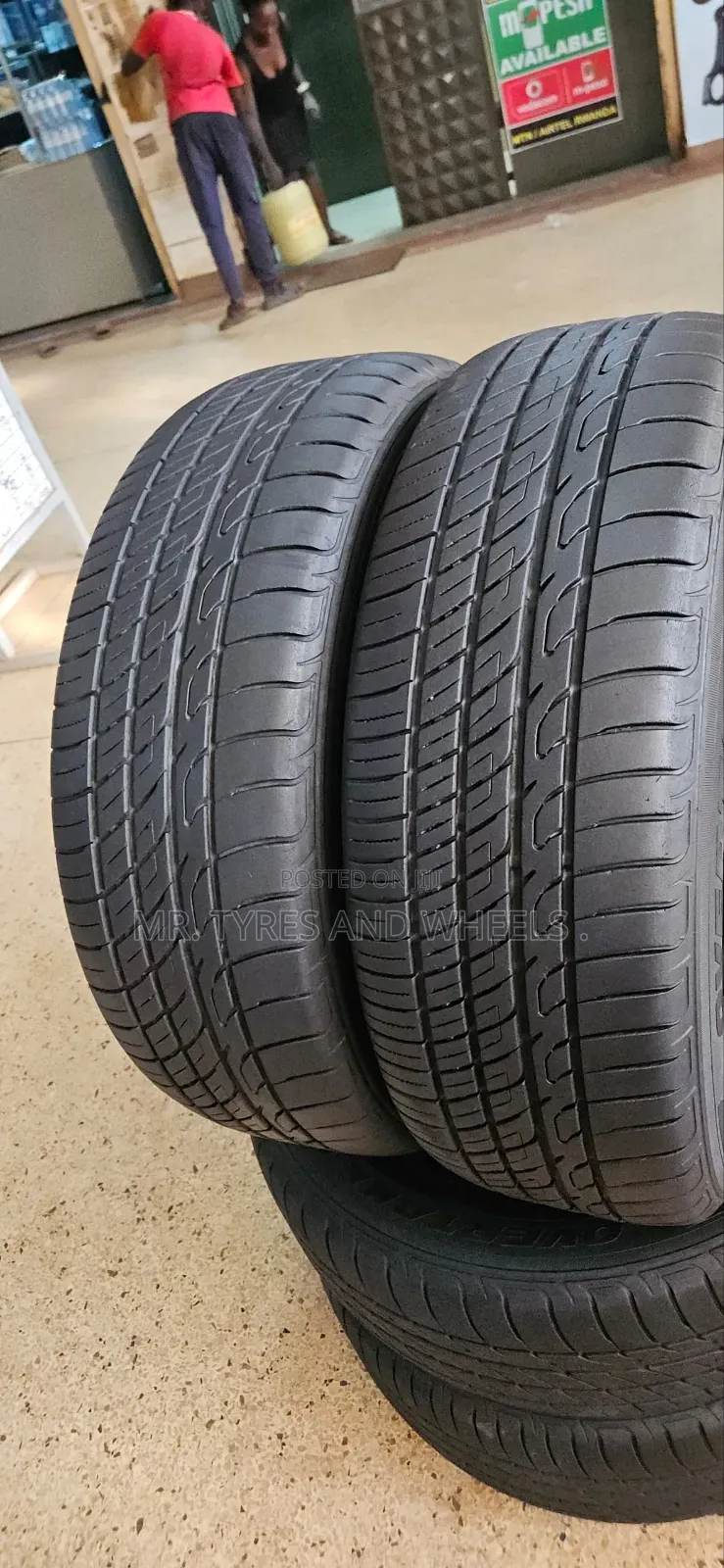 225 65 R17 Those With Cars Like Harria,Alphad, Vanguard and Rav4.