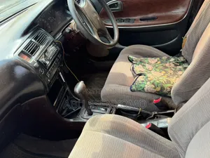 Toyota Corolla 1997 White