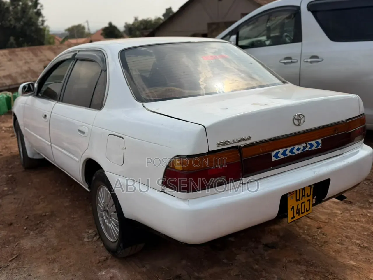 Toyota Corolla 1997 White