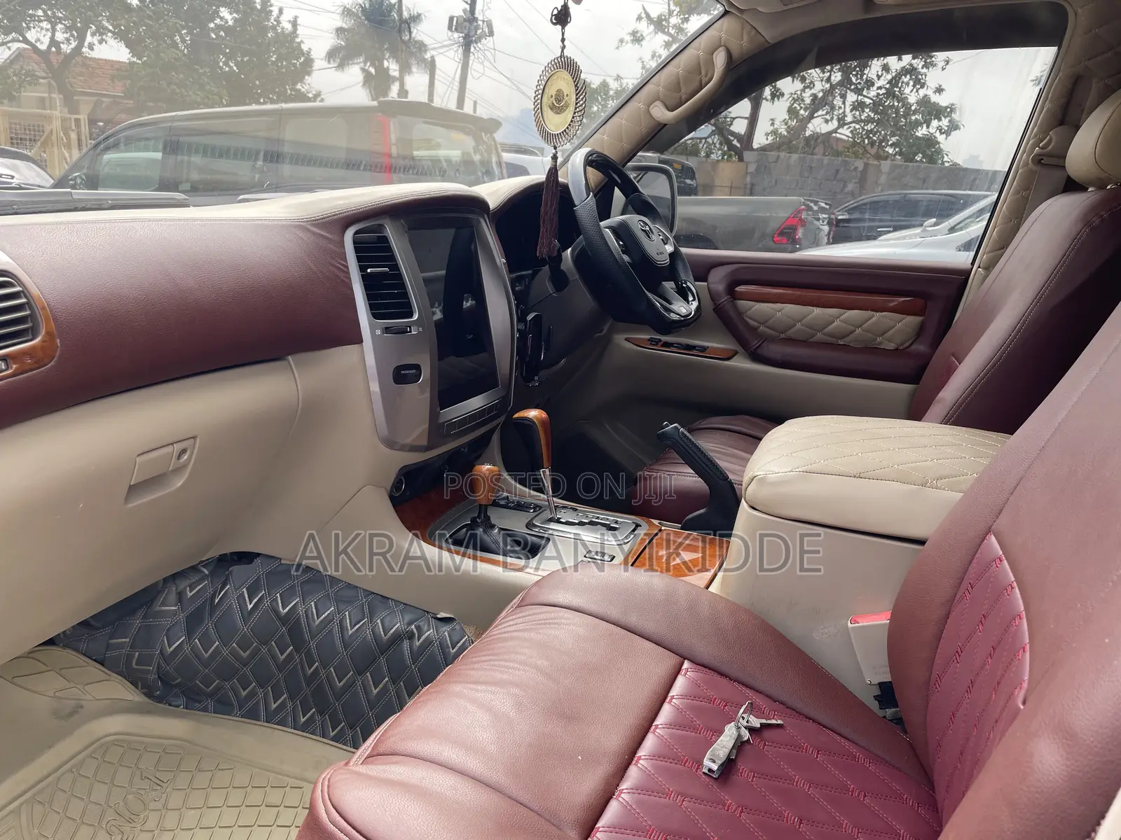 Toyota Land Cruiser 2006 Pearl