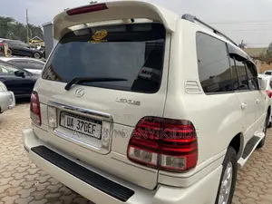 Toyota Land Cruiser 2006 Pearl