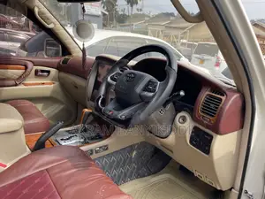 Toyota Land Cruiser 2006 Pearl
