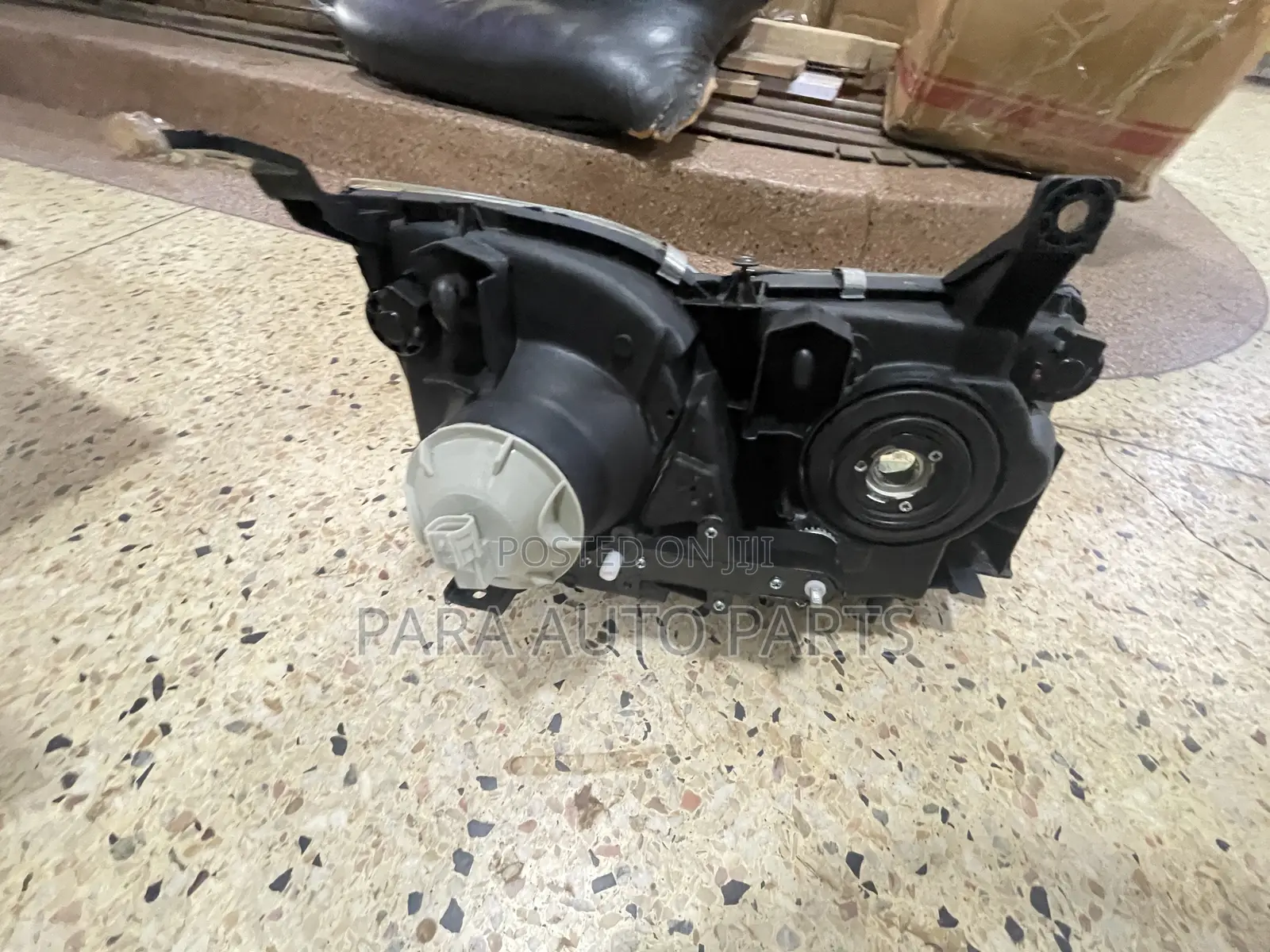 Land Cruiser Cygnus Fj100 Headlight