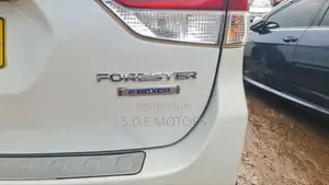 Subaru Forester 2018 White