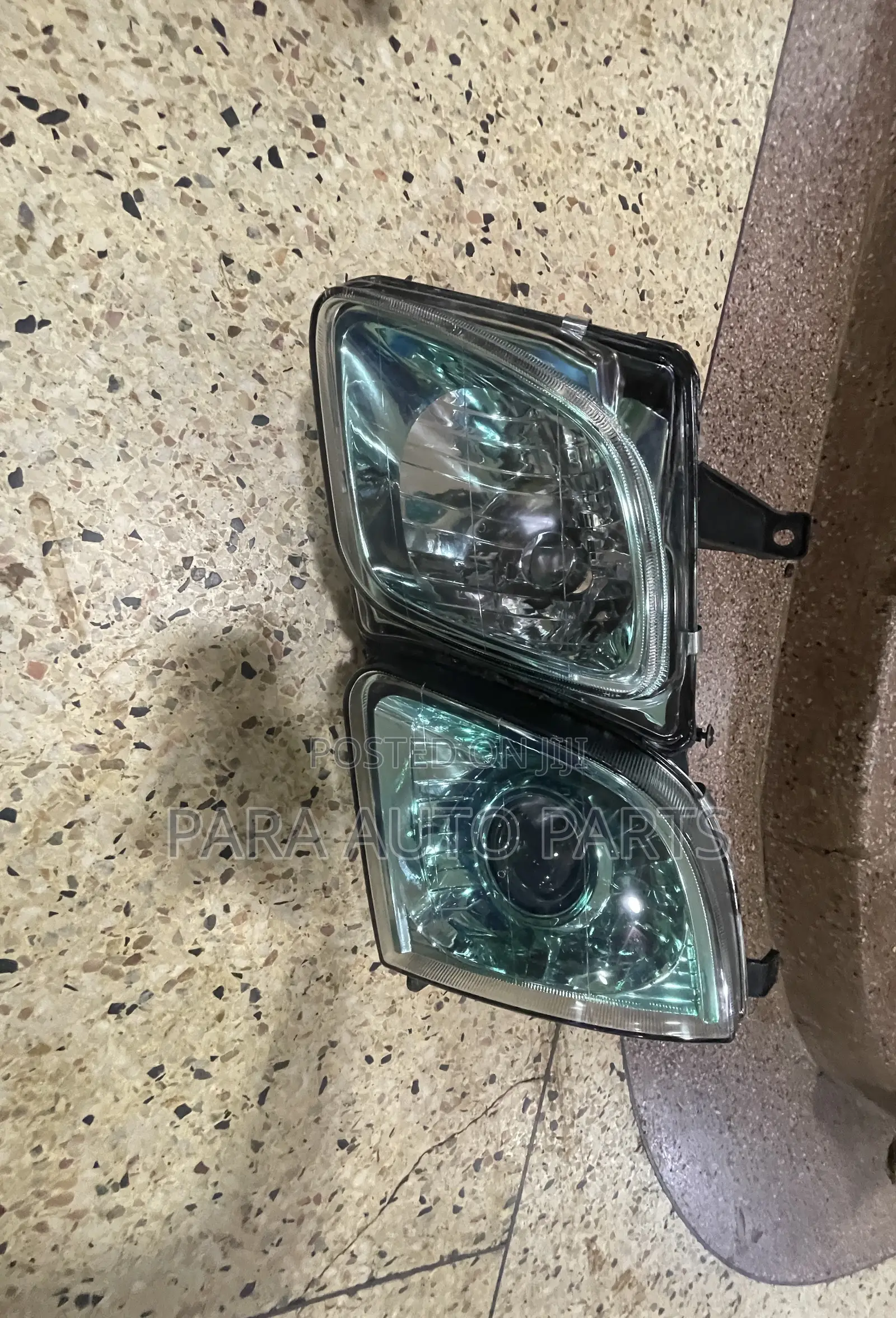 Land Cruiser Cygnus Fj100 Headlight