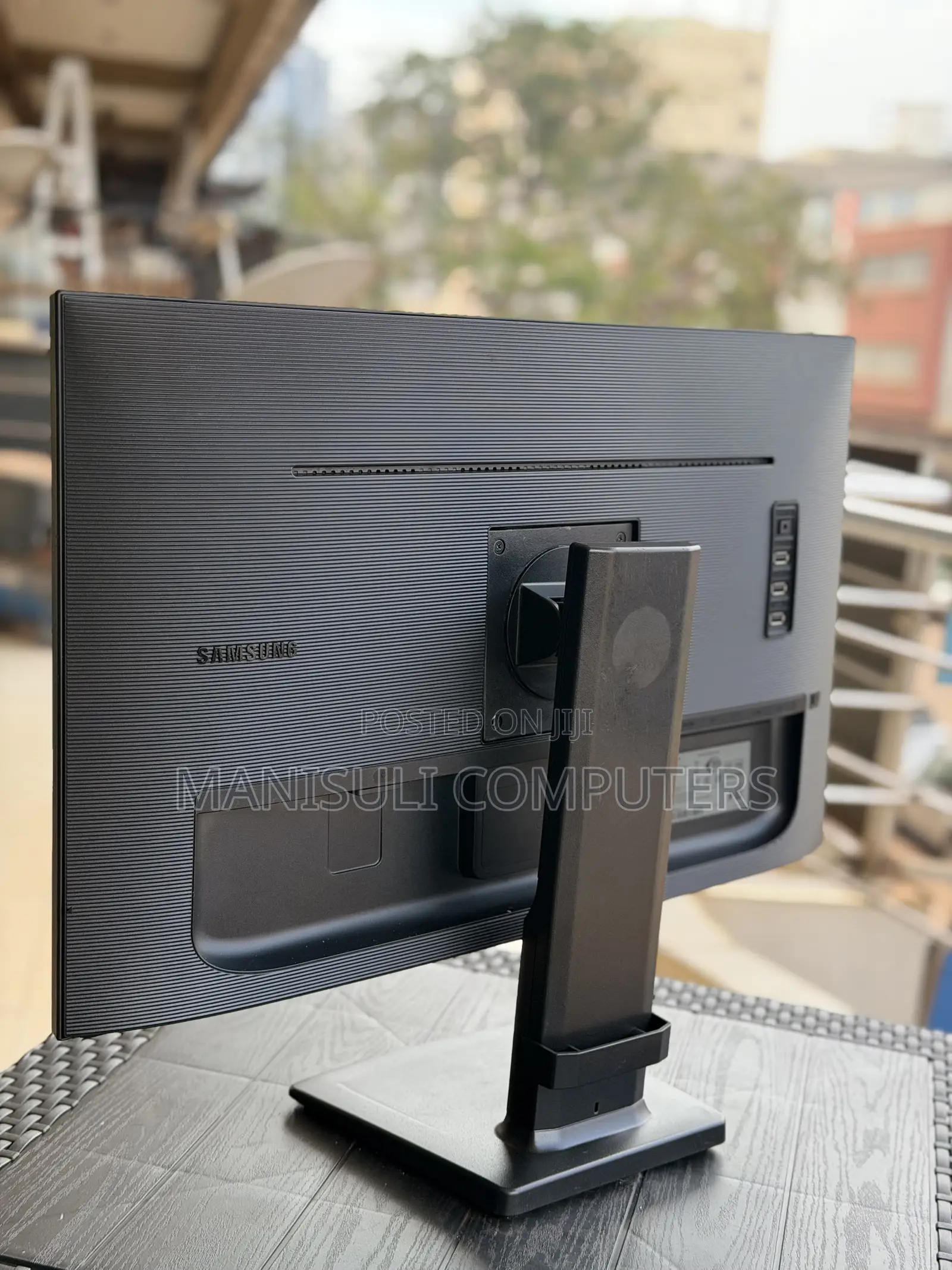 Samsung 27 Inch Screen