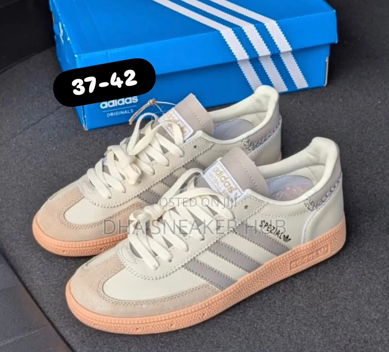 Adidas Spezial Simple Sneakers