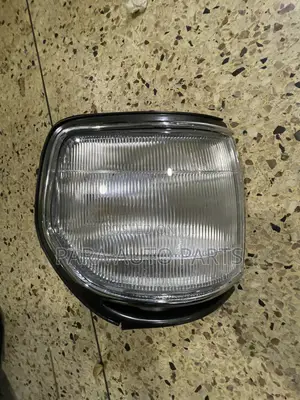 Land Cruiser Balloon Fj80 Corner/Parking Light