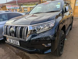 Toyota Land Cruiser Prado 2019 Black