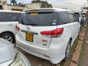 Toyota Wish 2010 White