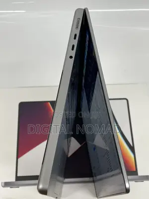 Laptop Apple MacBook Pro 2021 M1 16GB Apple M1 Pro SSD 512GB