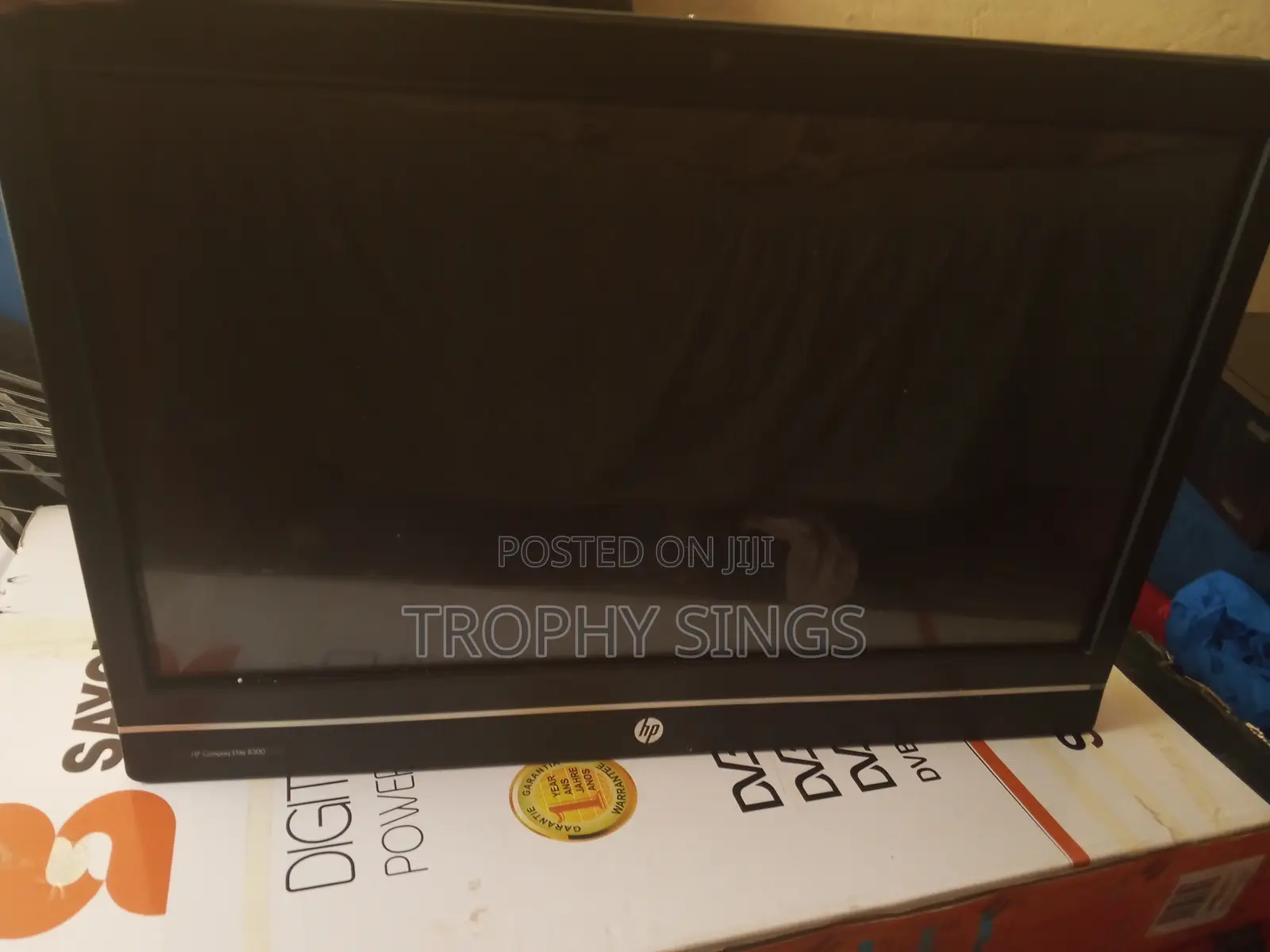 HP 35 inches Computer Monitor