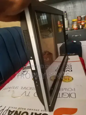 HP 35 inches Computer Monitor
