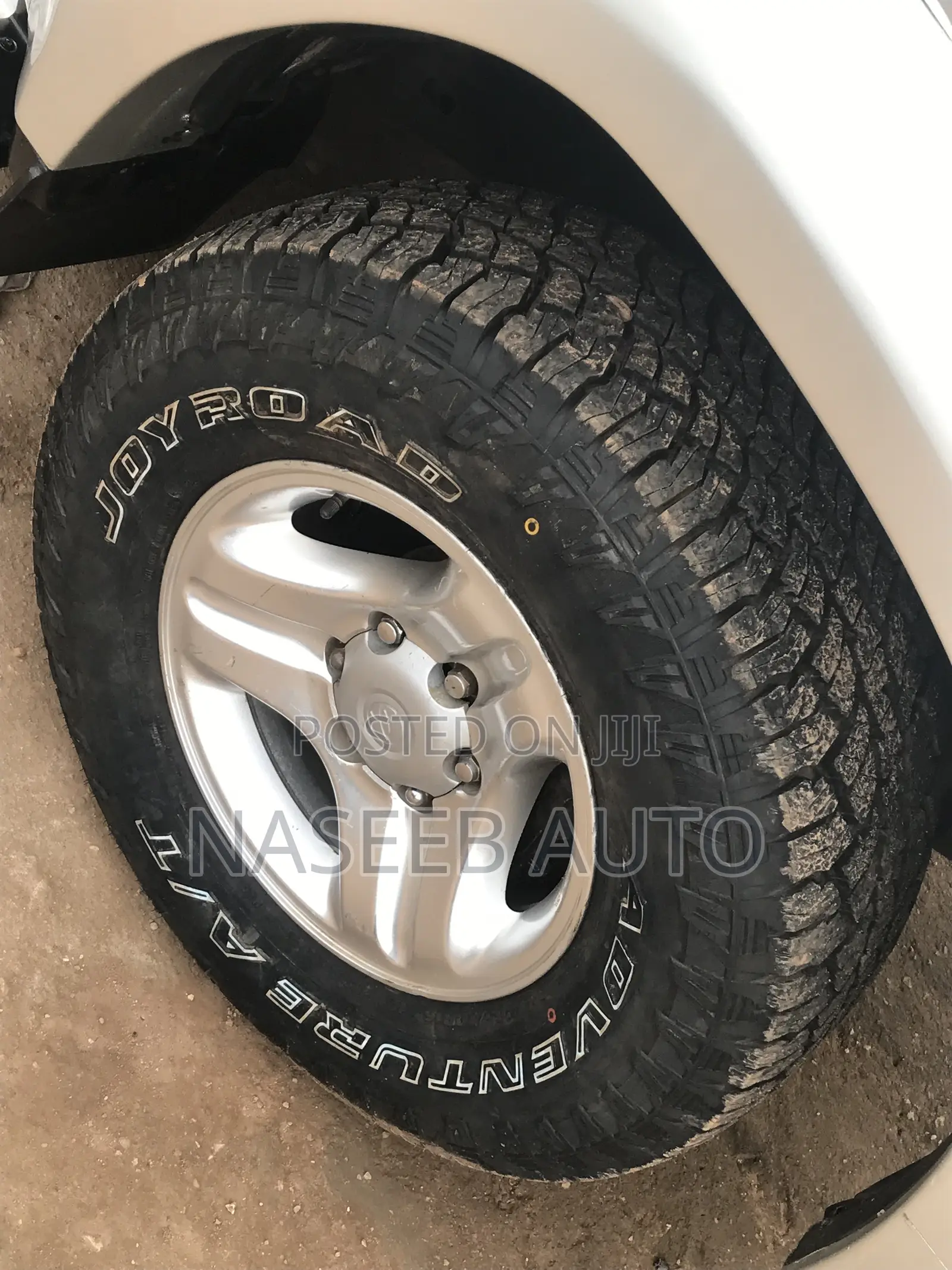 Toyota Land Cruiser Prado 2000 Silver