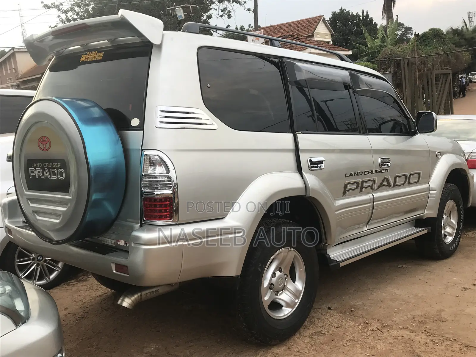 Toyota Land Cruiser Prado 2000 Silver