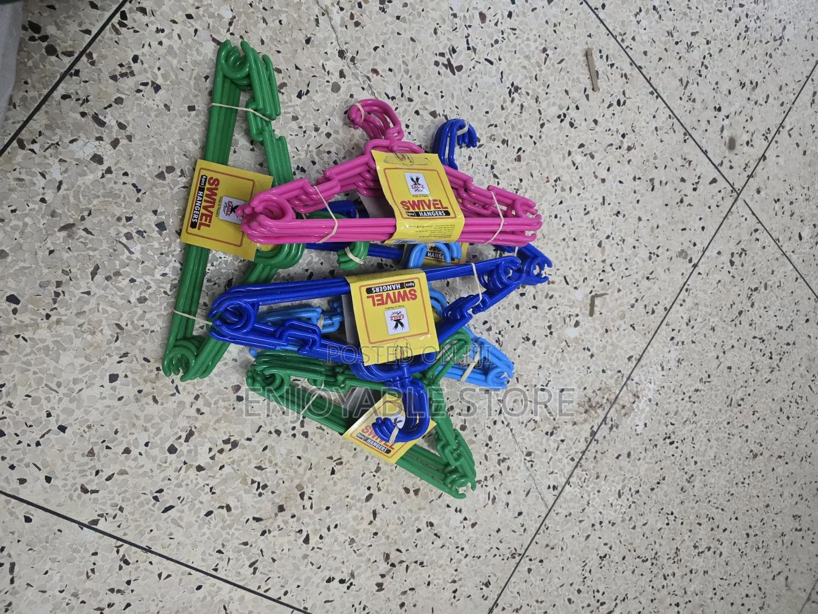 Plastic Hangers For Clothes Coats,Suits