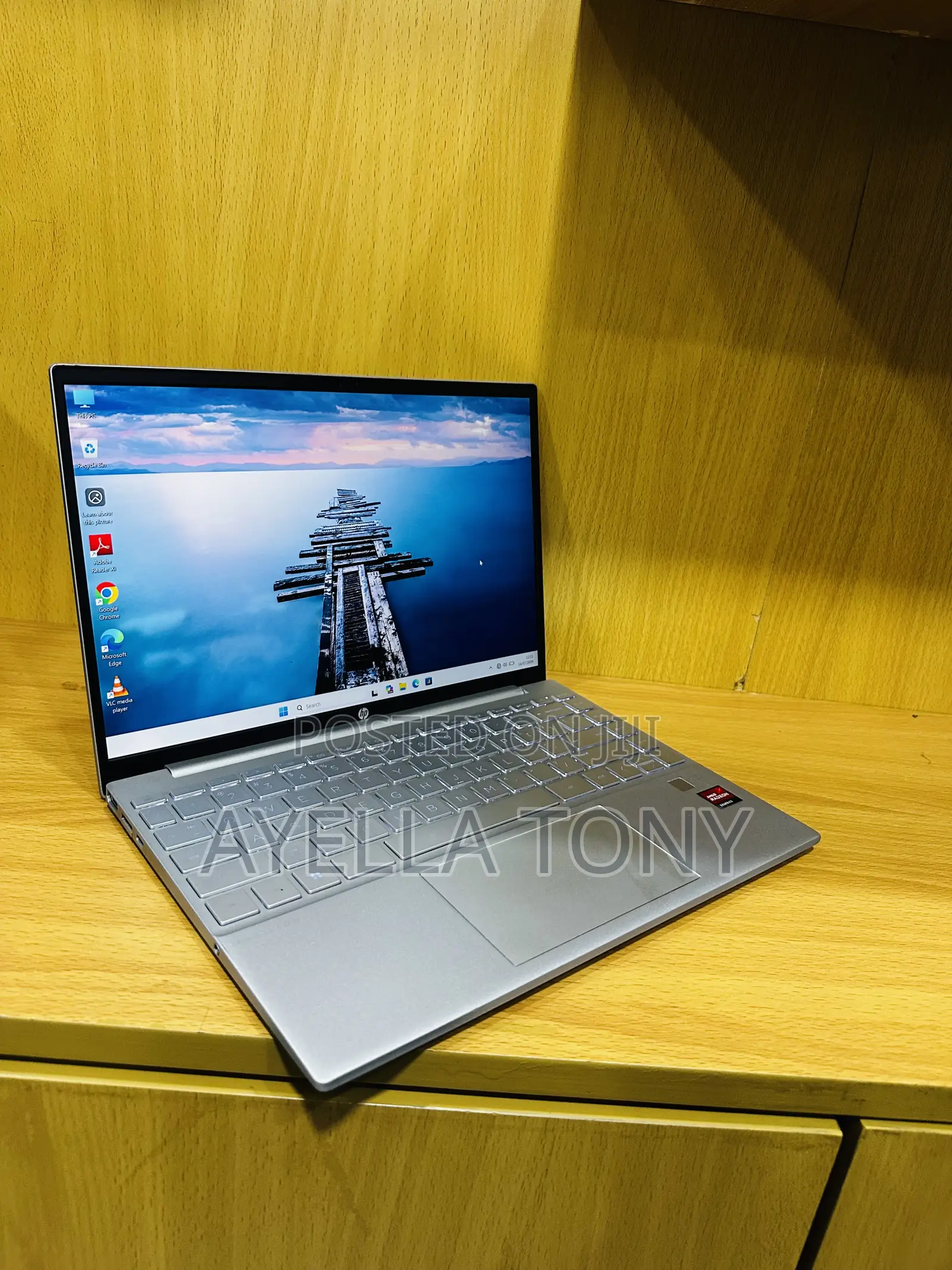 New Laptop HP Pavilion 13 16GB AMD Ryzen 7 SSD 512GB
